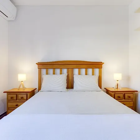 Charming With Terrace Apartman Lagos
